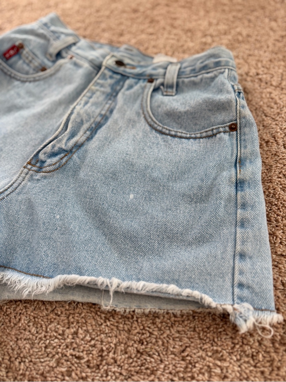 lei Light Blue Denim Shorts with Bee & Floral Embroidery - Picture 7 of 8